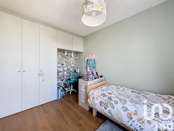 Appartement 5 pièces de 89 m² à Clamart (92140)