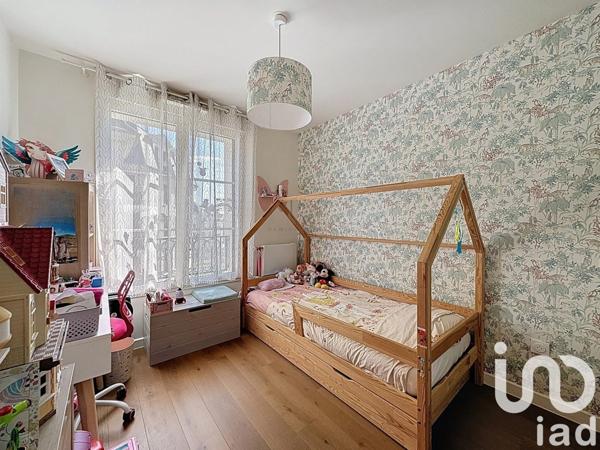 Appartement 5 pièces de 89 m² à Clamart (92140)