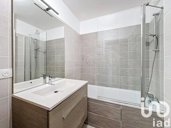 Appartement 5 pièces de 89 m² à Clamart (92140)