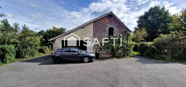 Maison d'habitation avec dépendances