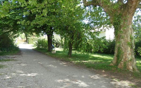 Appartement à louer    2 pièces • 48,35 m2 Saint-Genis-Laval