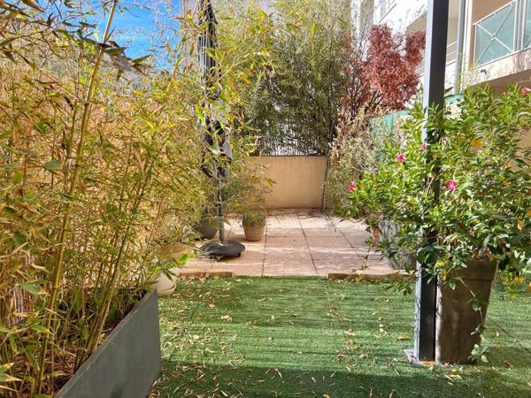 Avignon (84000) Appartement avec grande terrasse