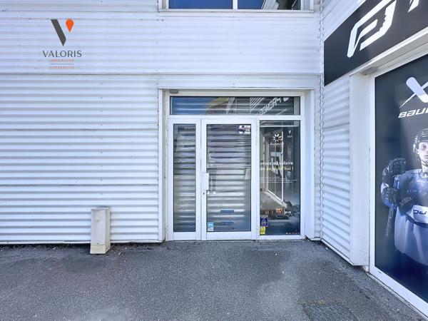 SAINT-MARTIN D'HERES-LOCAL COMMERCIAL-LOCATION