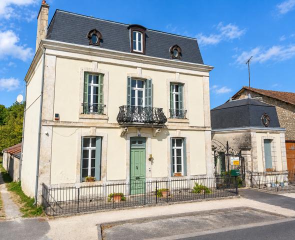 Maison à vendre à Chalais (16210) - Charente