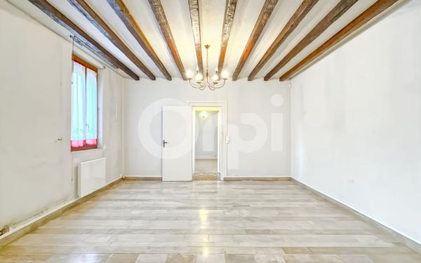 Maison à vendre    3 pièces • 129 m2 Évreux