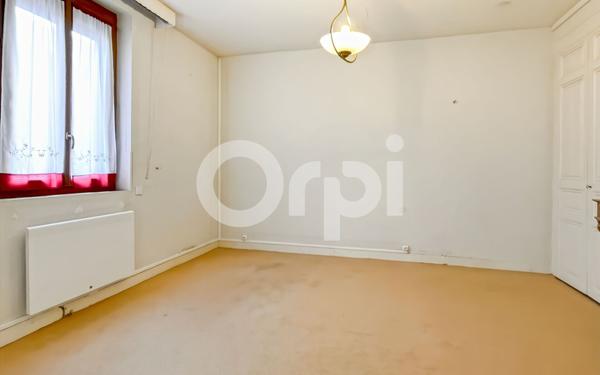 Maison à vendre    3 pièces • 129 m2 Évreux