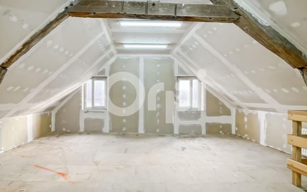 Maison à vendre    3 pièces • 129 m2 Évreux