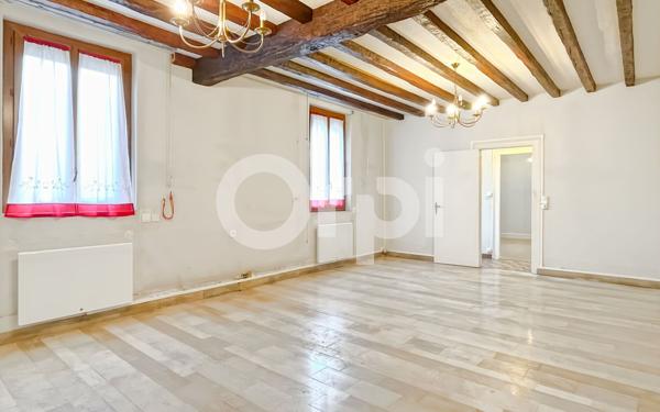 Maison à vendre    3 pièces • 129 m2 Évreux