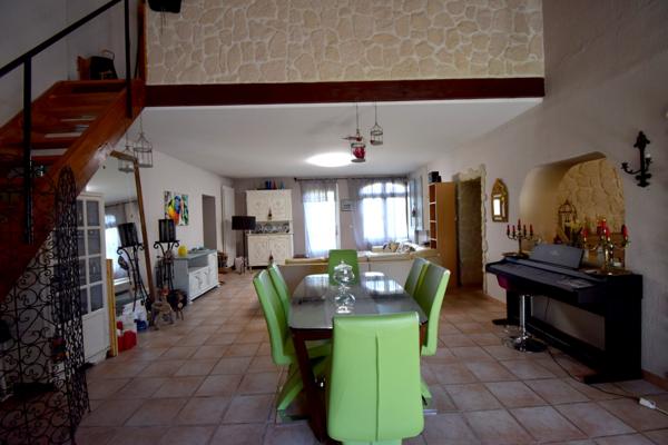 CINTEGABELLE-Maison de Maître 230 m² Cintegabelle (31550)