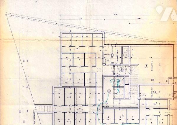 Montsouris, 3 pièces de 70 m² au 10e étage avec terrasse, vue dégagée, cave et parking