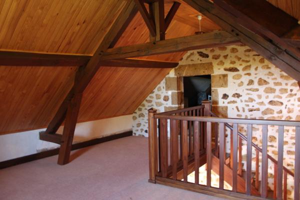 Cérilly - Maison spacieuse avec piscine chauffée sur 2699m² de terrain. Cérilly (03350)