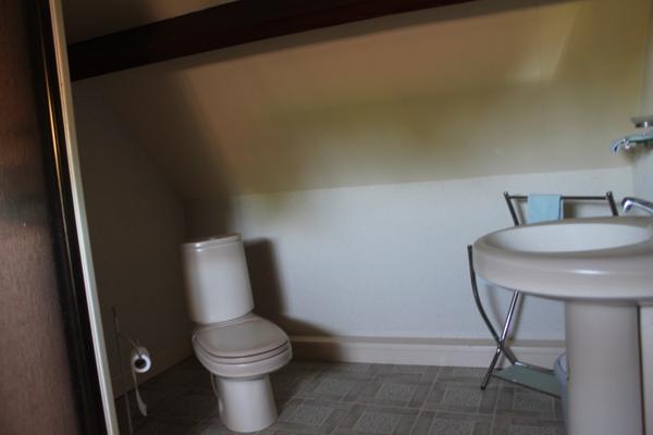 Cérilly - Maison spacieuse avec piscine chauffée sur 2699m² de terrain. Cérilly (03350)