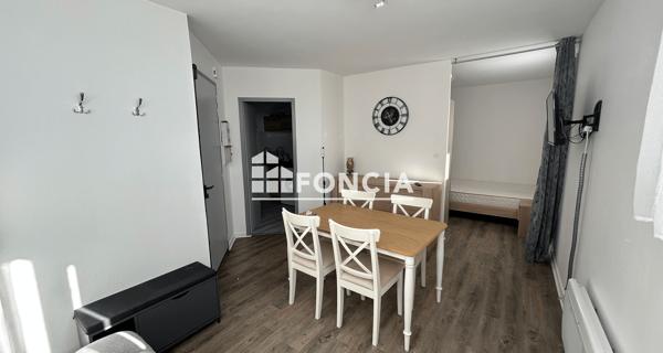 Location Studio meublé 29.72 m² - Mont-de-marsan 40000