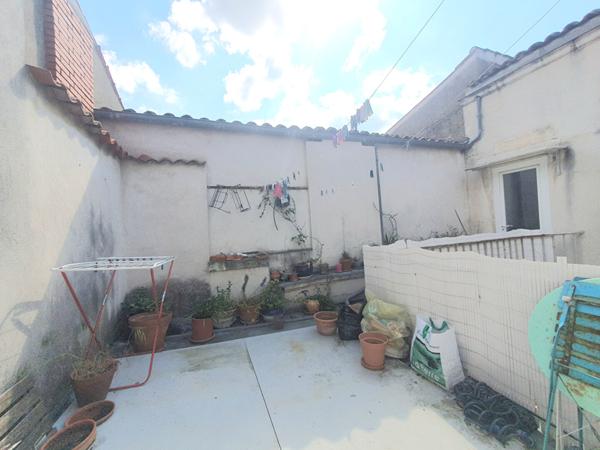 A vendre - Appartement 2/3 pièces et terrasse - Hyper centre