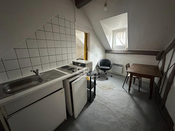 Appartement T1 à vendre au dernier étage à Rouen - Réf 878NC