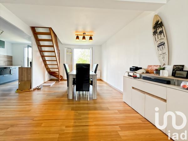 Maison 4 pièces de 83 m² à Vaiges (53480)