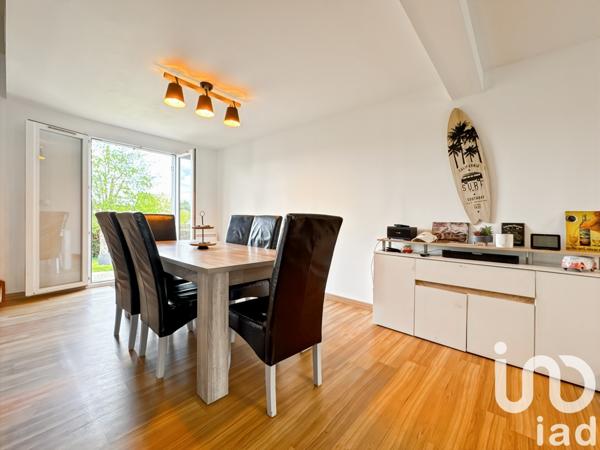 Maison 4 pièces de 83 m² à Vaiges (53480)
