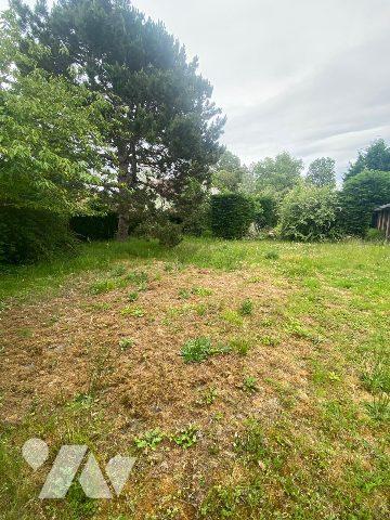 COULOGNE PREVILLE TERRAIN A BATIR