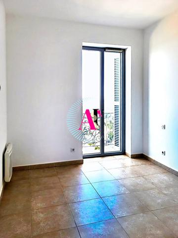 Grasse – Traverse du Prado | Duplex 4 pièces – Dernier étage – Terrasse 34 m² – Vue panoramique jusqu'à la mer