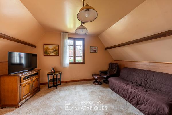 Maison familiale de charme avec sa tour architecturale