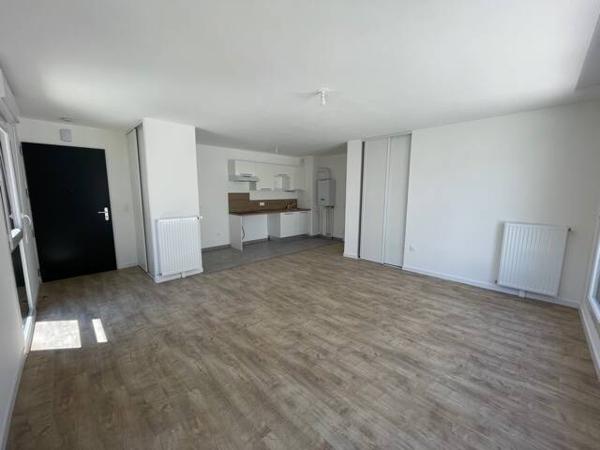 Appartement 3 pièces                                        - 44220 Couëron - CENTRE VILLE Réf : 12115