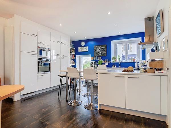 Maison d’exception avec piscine et jardin sans vis-à-vis – Sainte-Thérèse, Rennes