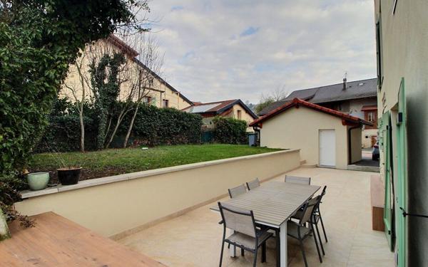 Maison à louer    5 pièces •  Douvaine