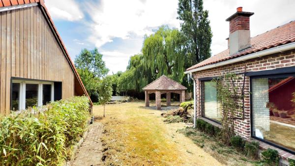 Villa de plain-pied individuelle vec grand terrain