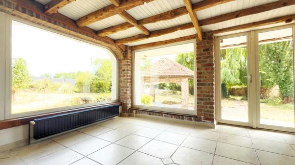 Villa de plain-pied individuelle vec grand terrain