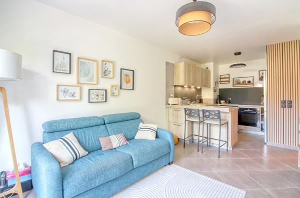 Appartement 2 pièces 40 m², terrasse, jardin et parking !