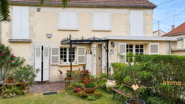 Belle maison bourgeoise avec terrain arboré 1205m2