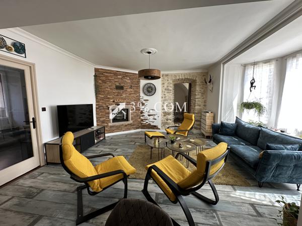 Maison 10 pièce(s) 7 chambre(s) 286 m²