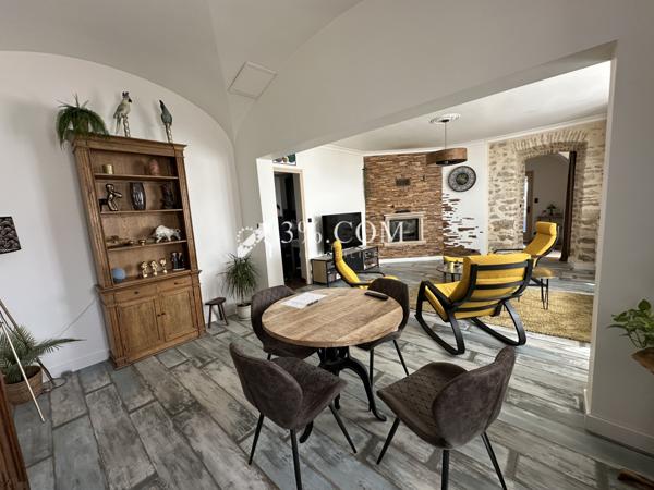 Maison 10 pièce(s) 7 chambre(s) 286 m²