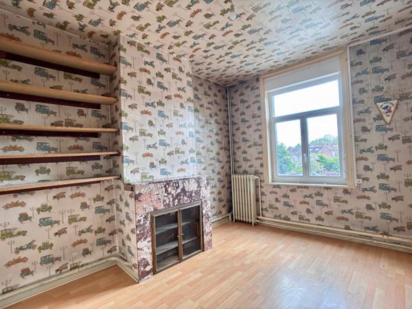 BELLE MAISON DE VILLE SEMI PLAIN-PIED