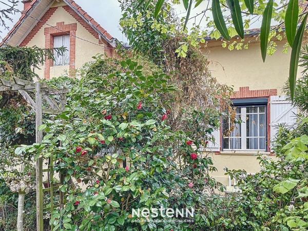 A VENDRE - Plaisance du Touch - Centre ville -Superbe maison T6 avec jardin et 2 garages