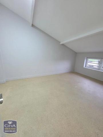 Appartement à louer 3 pièces 72.79m² Liévin (62800)