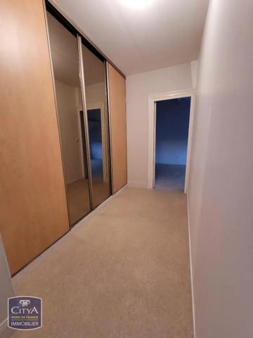 Appartement à louer 3 pièces 72.79m² Liévin (62800)