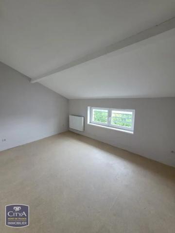 Appartement à louer 3 pièces 72.79m² Liévin (62800)