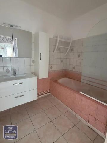 Appartement à louer 3 pièces 70.98m² Maubeuge (59600)