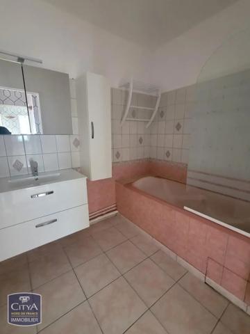 Appartement à louer 3 pièces 70.98m² Maubeuge (59600)