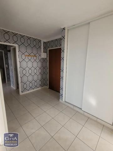 Appartement à louer 3 pièces 70.98m² Maubeuge (59600)