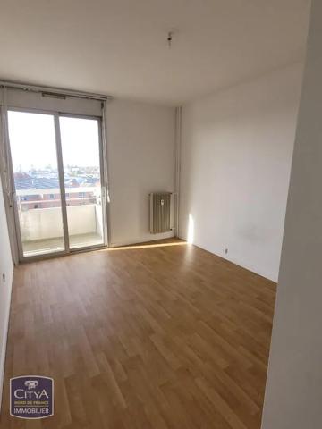 Appartement à louer 3 pièces 70.98m² Maubeuge (59600)