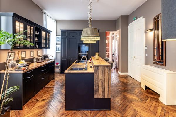 Vente Maison de luxe Périgueux 16 Pièces 441 m²