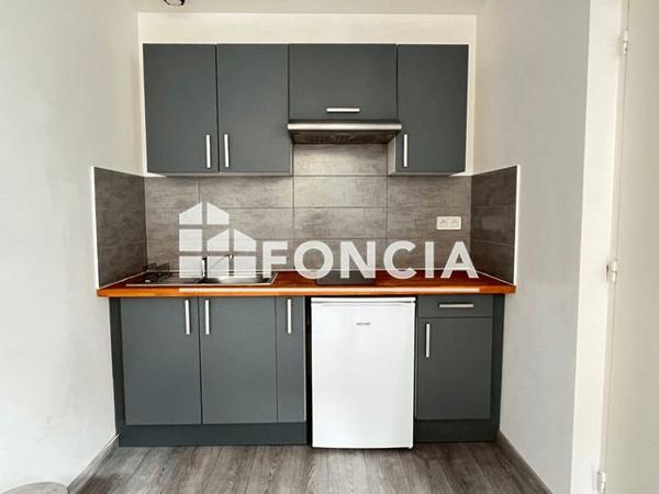 Location Studio 31.49 m² - 8 RUE CARPENTEYRE Bordeaux 33000