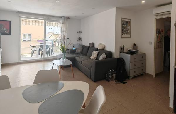 *À vendre : Appartement T3 de 56 m² à Porte Marine*