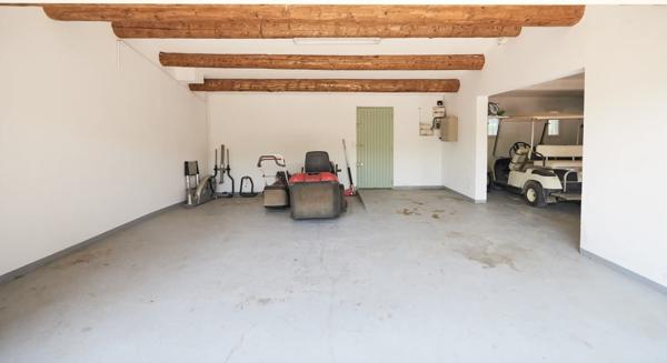 Vente Maison de luxe Caromb 11 Pièces 293 m²