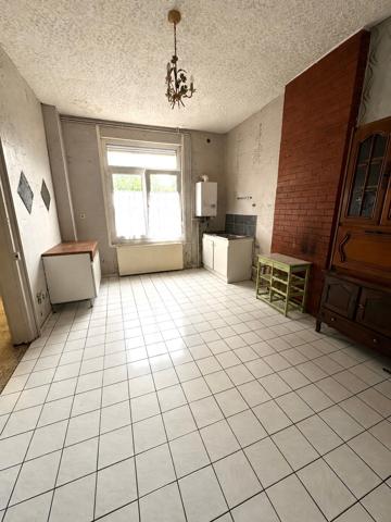 Maison
         3 pièces
        - 72 m² Exclusivité 69 900 € *