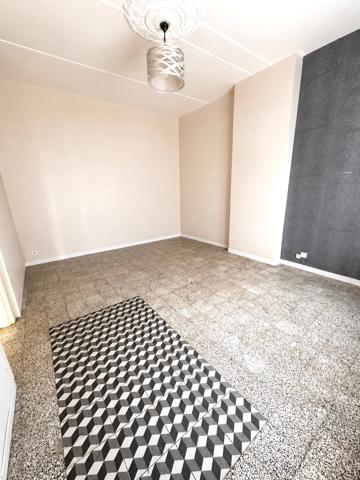 Maison
         3 pièces
        - 72 m² Exclusivité 69 900 € *