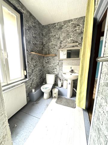 Maison
         3 pièces
        - 72 m² Exclusivité 69 900 € *