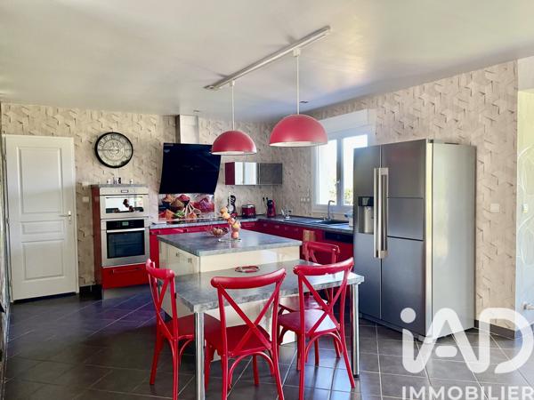 Maison à vendre 7 pièces 132,29 m² Moret-Loing-et-Orvanne